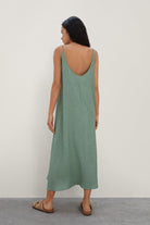 بارفوا فستان نوم بحمالات بفتحة ظهر عميقة