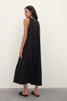 بارفوا فستان نسائي طويل كت سادة