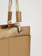 بارفوا شنطة كتف جلد نسائية سادة بحامل يد علي شكل رباط