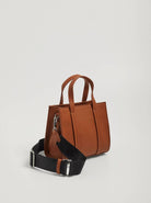 بارفوا شنطة توت باق جلد ملحقة بحزام قماش