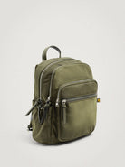 بارفوا شنطة ظهر نايلون سادة بسحاب خارجي