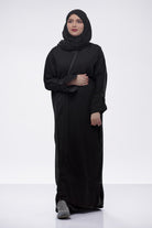 جوهرة عباية قماش ملكي كلاسيك بقيطان لف أسود