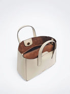 بارفوا شنطة توت باق نسائية جلد مزينة بحامل يد