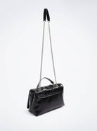 بارفوا حقيبة كتف مربعة جلد سادة مزينة بسلسال