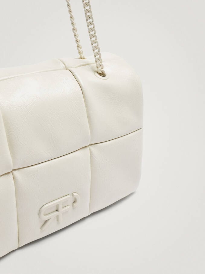 بارفوا حقيبة كتف مربعة جلد سادة مزينة بسلسال