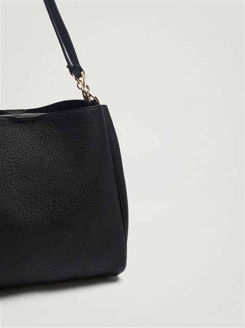 بارفوا شنطة كتف نسائية سادة جلد