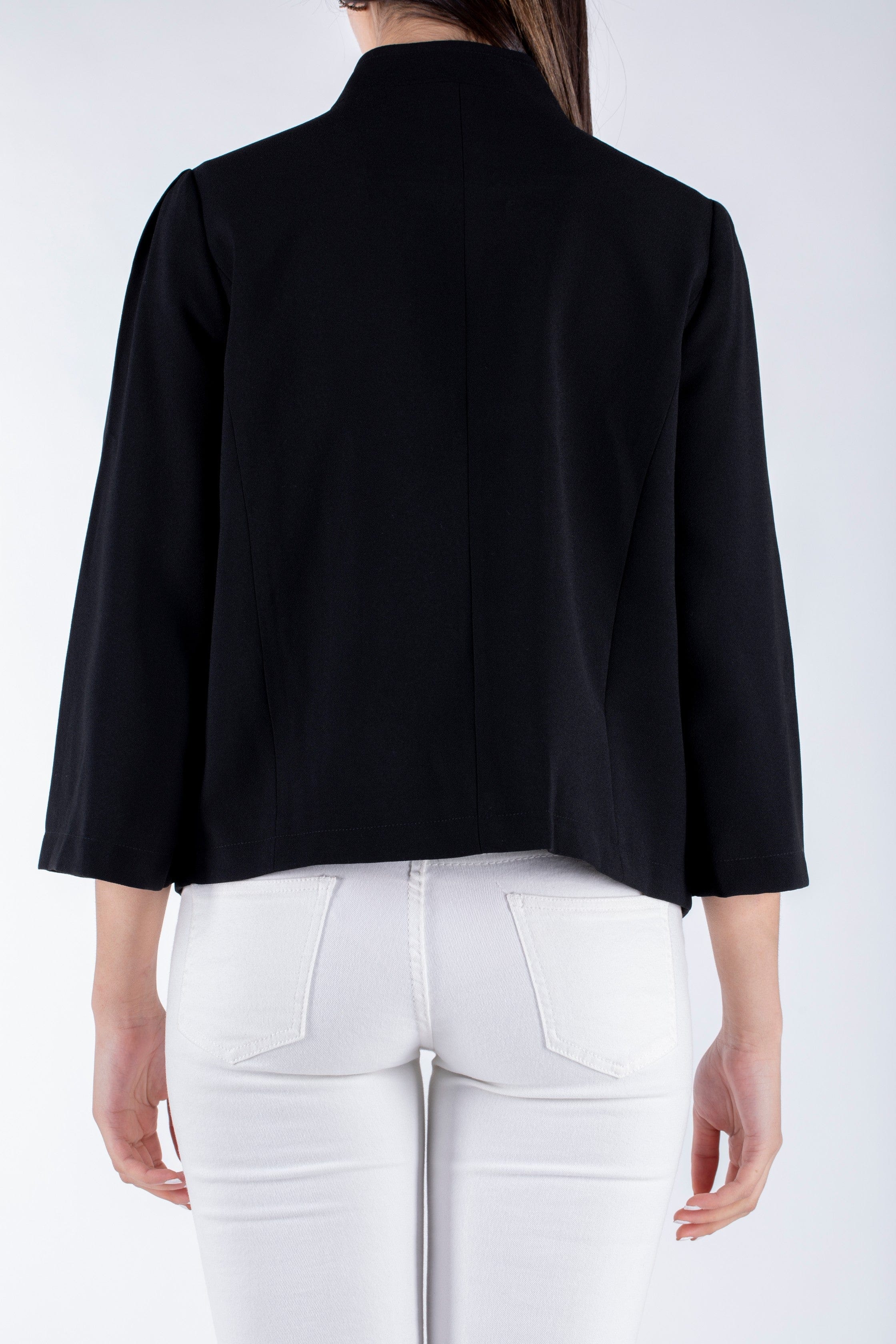 نتشي جاكيت نسائي رسمي سادة مفتوح من الأكمام وازرار أمامية 3/4 كم