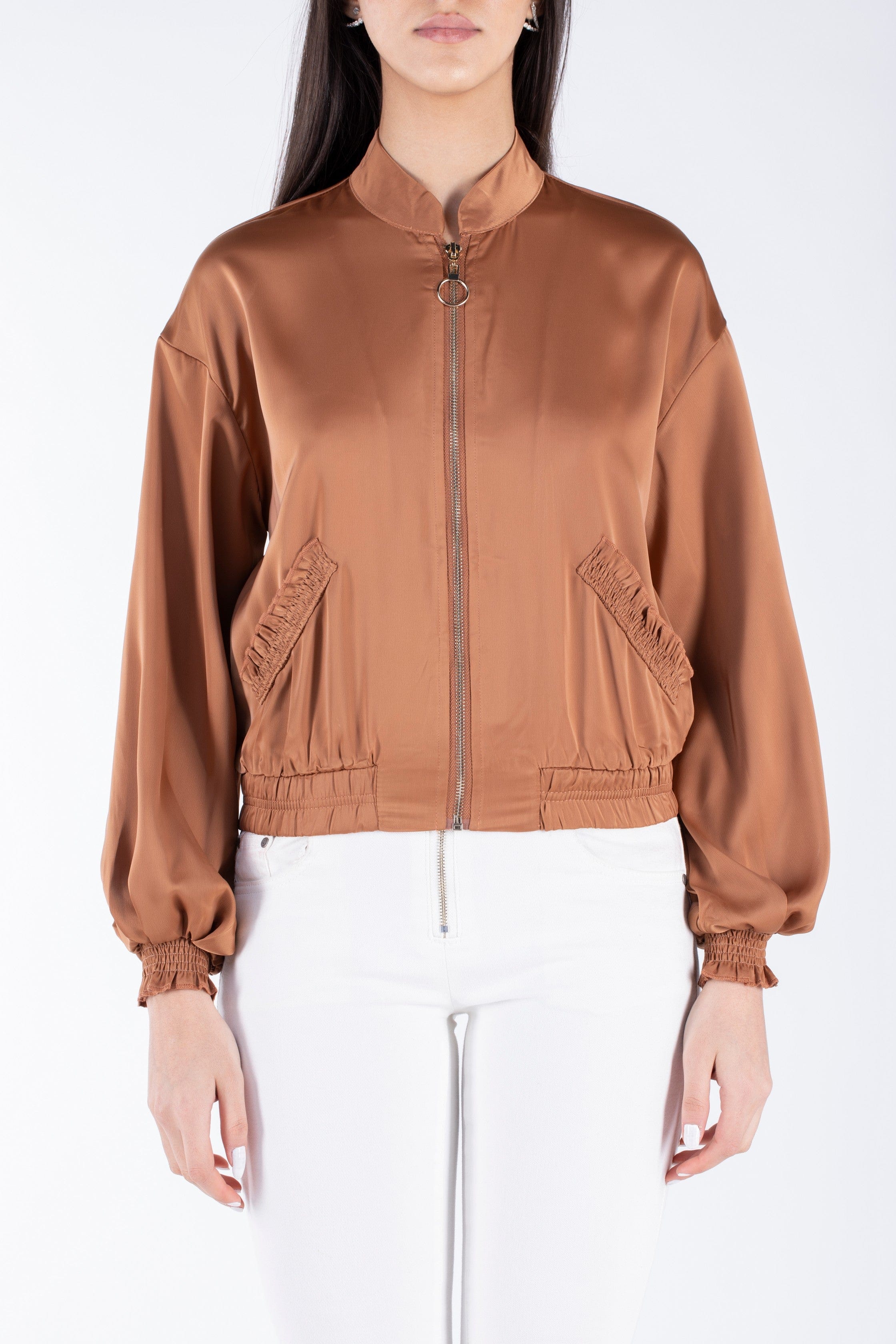 نتشي سترة سادة بسحاب وجيوب بأكمام طويلة