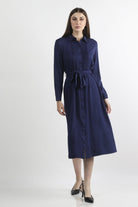 كيتشن فستان قميص سادة بأزرار أمامية برباط