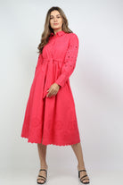 داليدرس فستان قميص ميدي بحزام خصر وياقة طويلة وأزرار أمامية بكم طويل