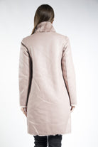 داليدرس جاكيت طويل جلد مزين بالفرو كم طويل