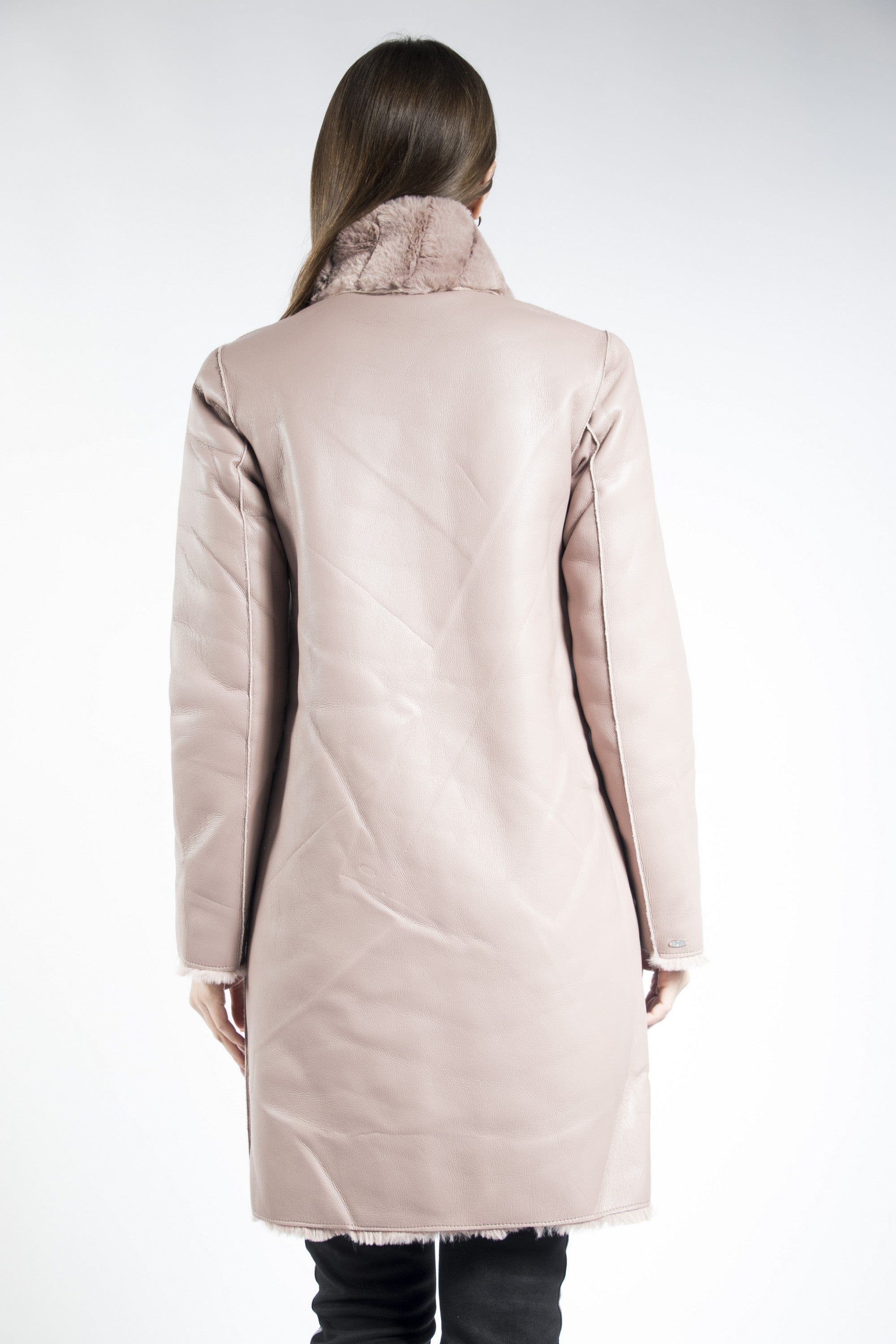 داليدرس جاكيت طويل جلد مزين بالفرو كم طويل