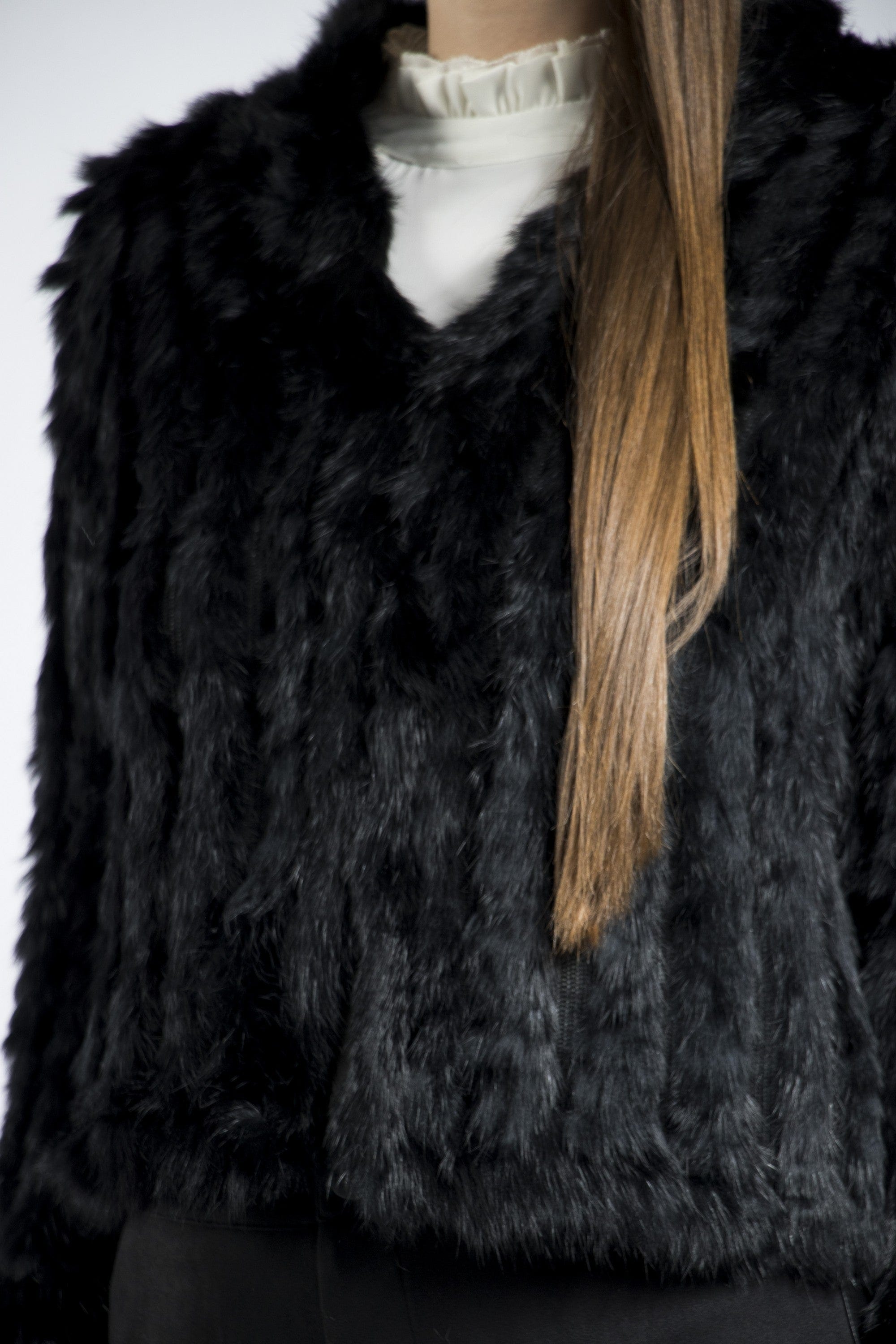 داليدرس جاكيت فرو قصير كم طويل نسائي أسود