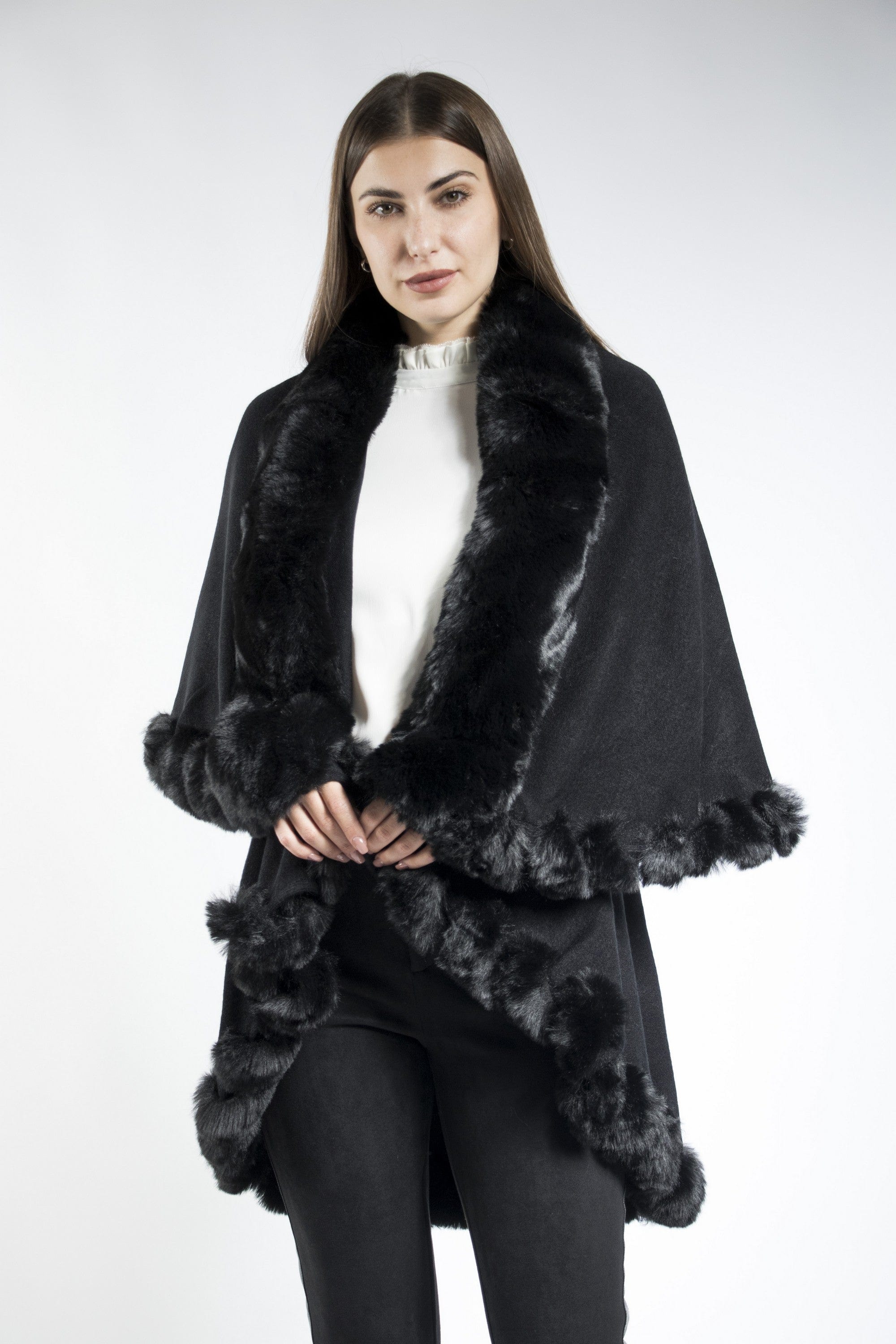 داليدرس شال سادة كم طويل مزين بالفرو نسائي