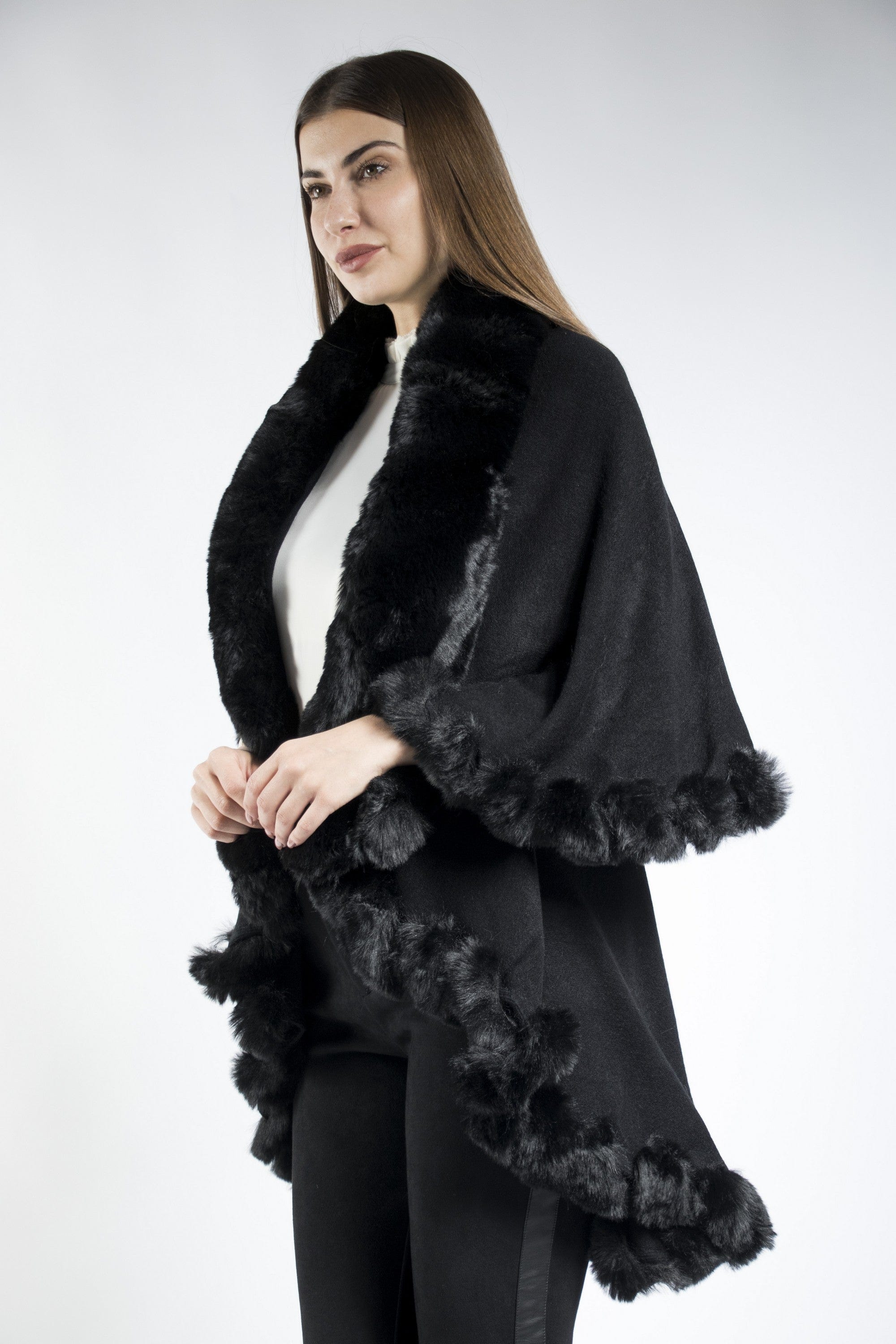 داليدرس شال سادة كم طويل مزين بالفرو نسائي