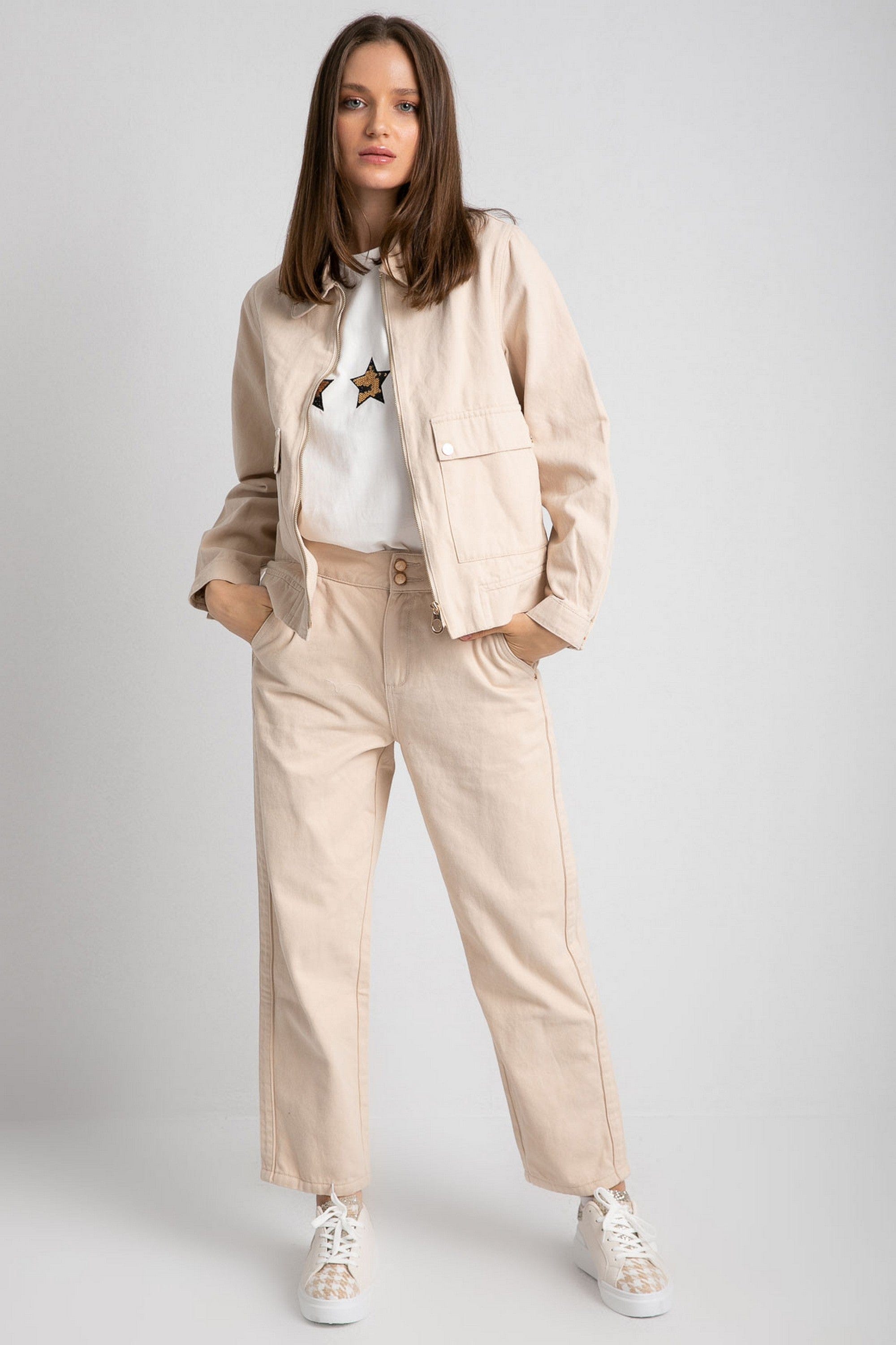 داليدرس جاكيت قصير جينز ملون بجيوب كم طويل بيج