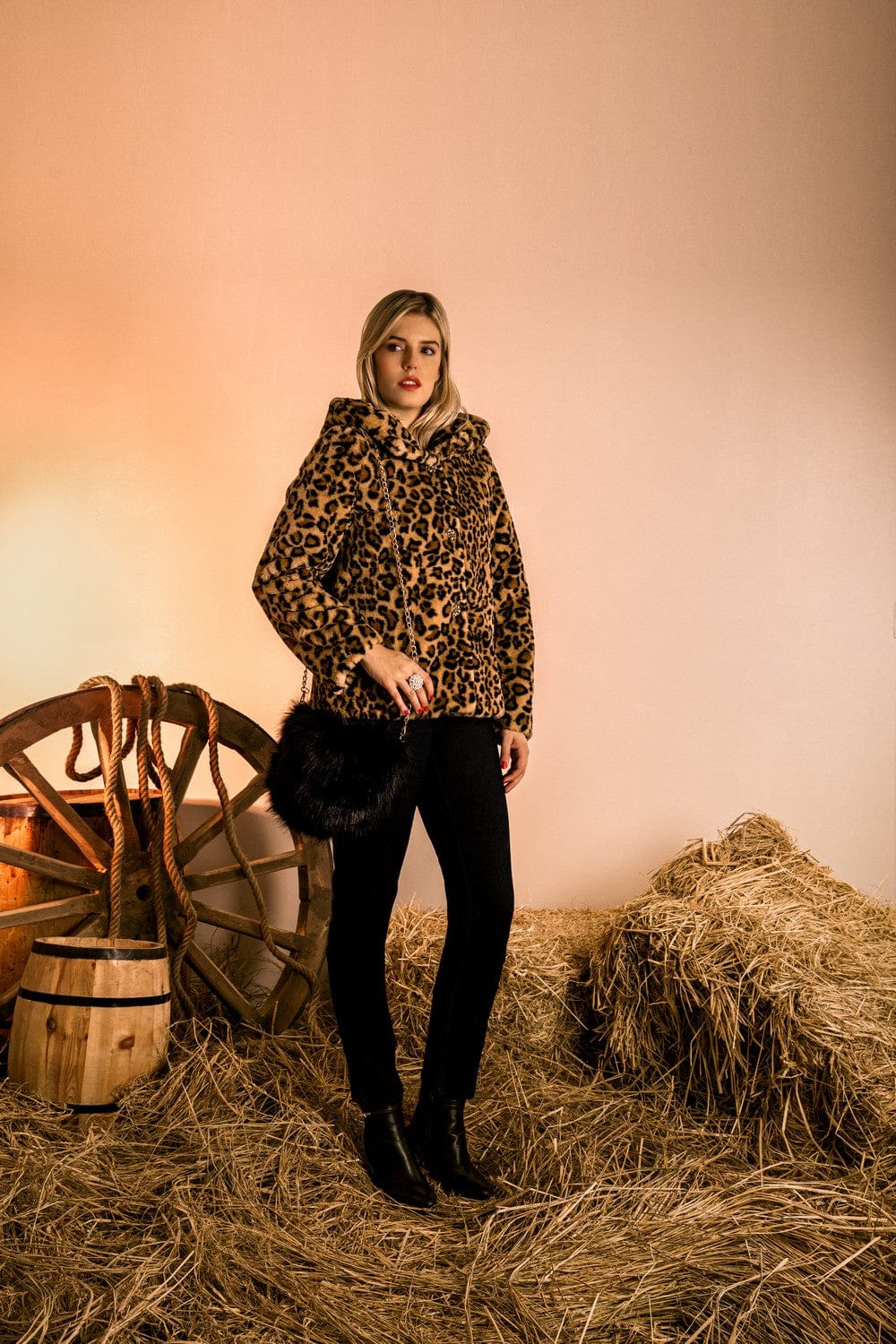 داليدرس جاكيت منقوش بنقشة تايجر كم طويل نسائي متعدد الألوان