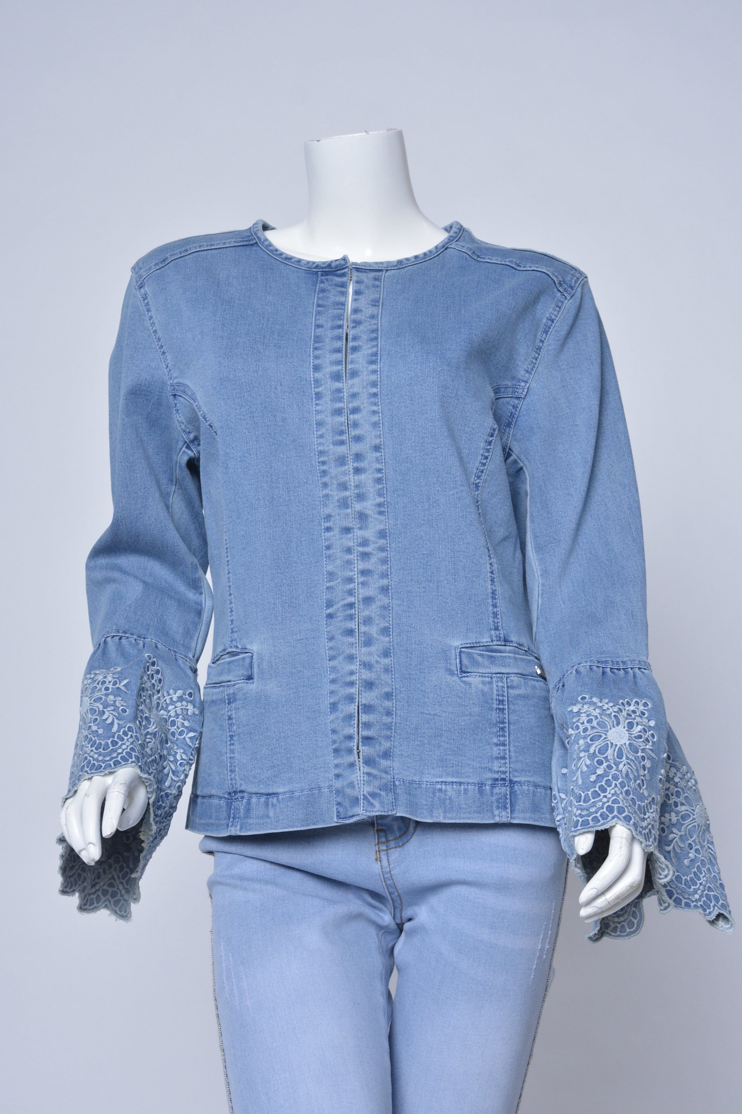 داليدرس جاكيت جينز فاتح كم طويل نسائي جينز فاتح