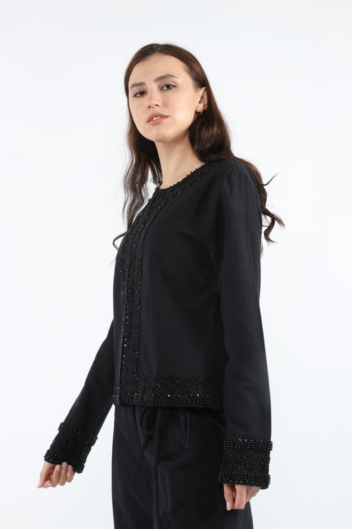 داليدرس بلوزة طويلة الأكمام مخرم واسع أوف وايت