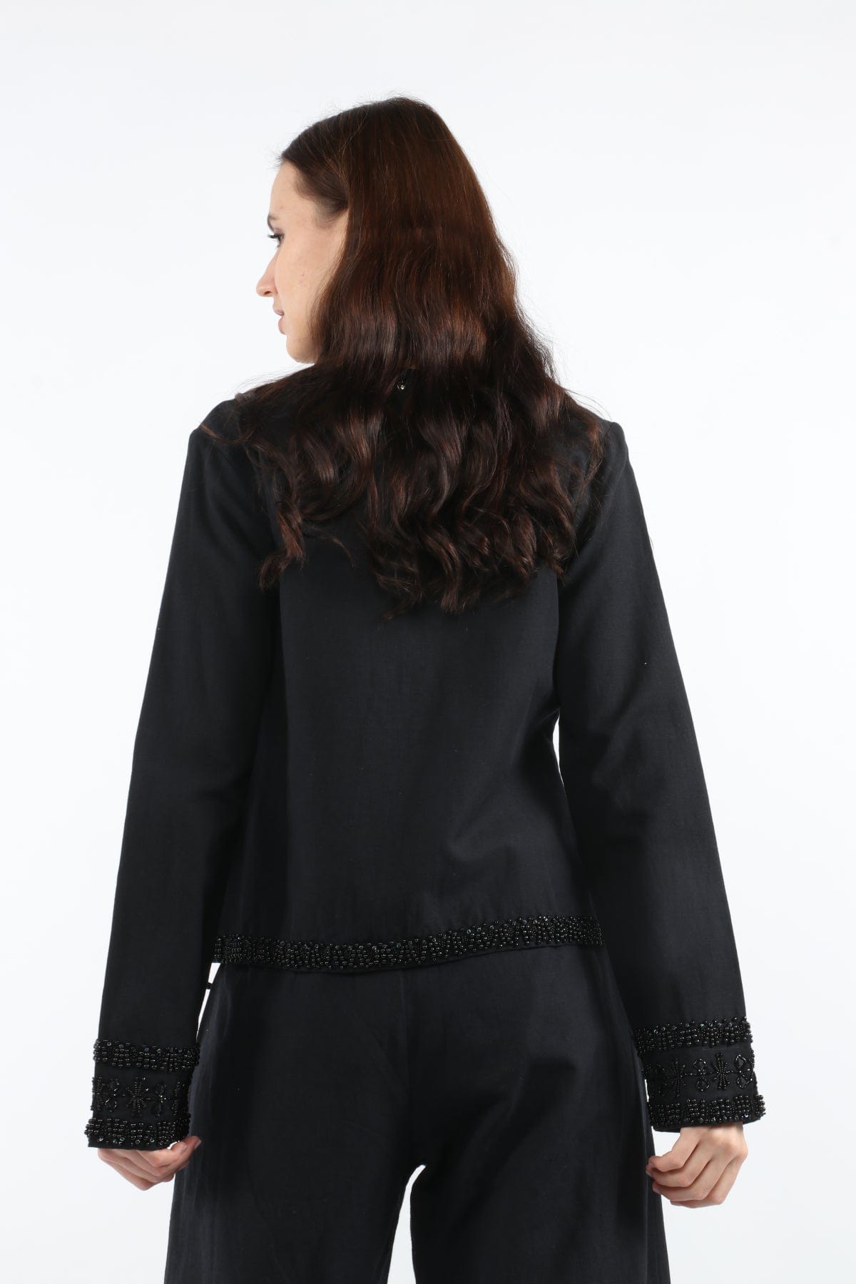 داليدرس بلوزة طويلة الأكمام مخرم واسع أوف وايت