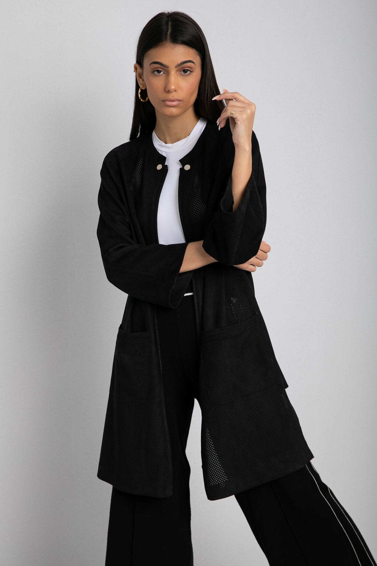 داليدرس جاكيت من جلد الغزال بجيب جلدي أسود