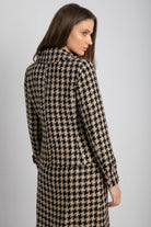 داليدرس جاكيت مربعات مخصر كم طويل نسائي بيج/أسود