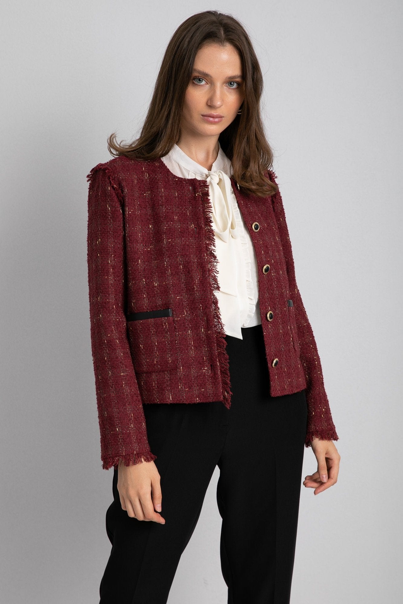 داليدرس جاكيت قصير لامع بأزرار أمامية كم طويل نسائي بورغندي