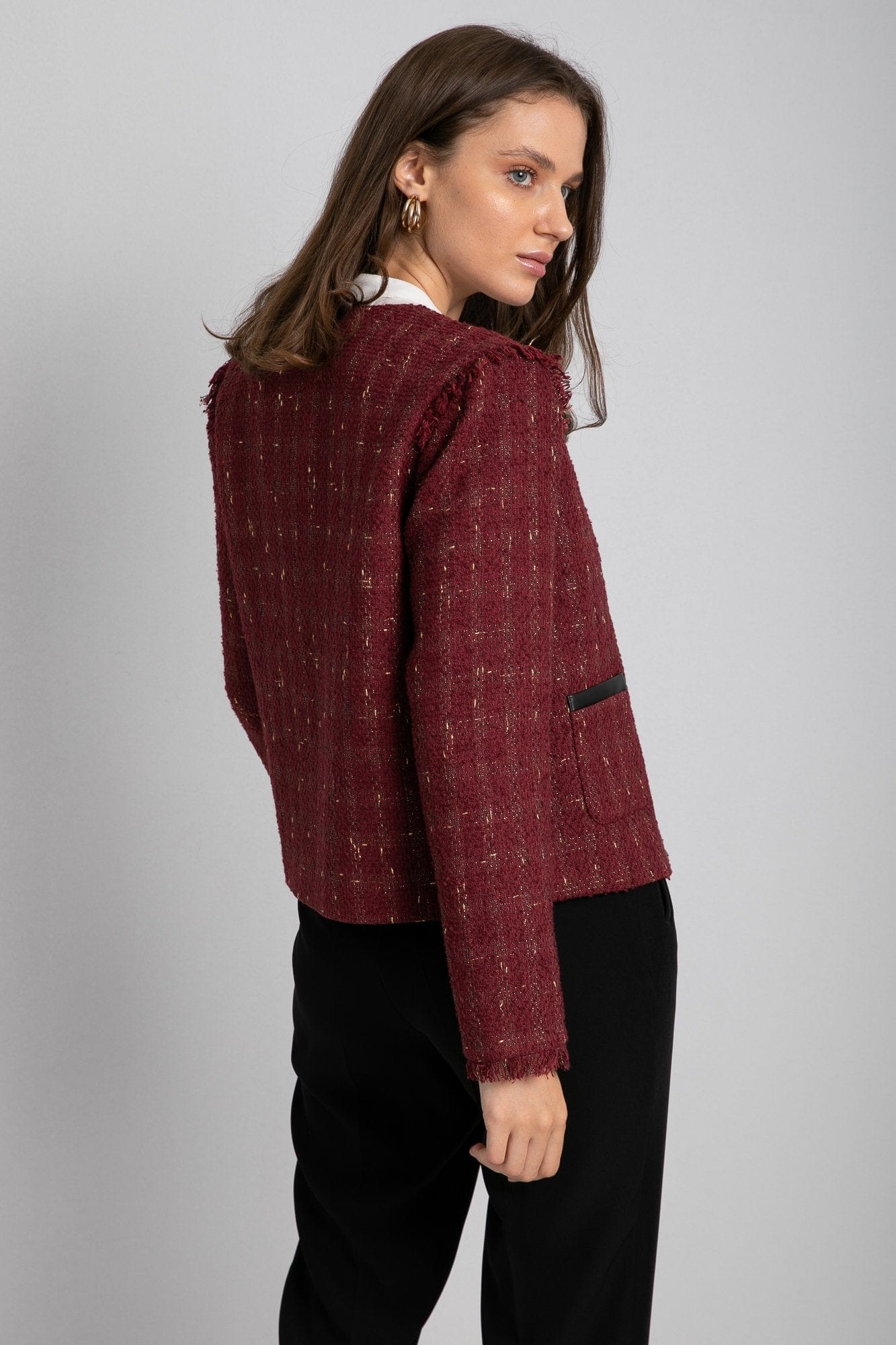 داليدرس جاكيت قصير لامع بأزرار أمامية كم طويل نسائي بورغندي