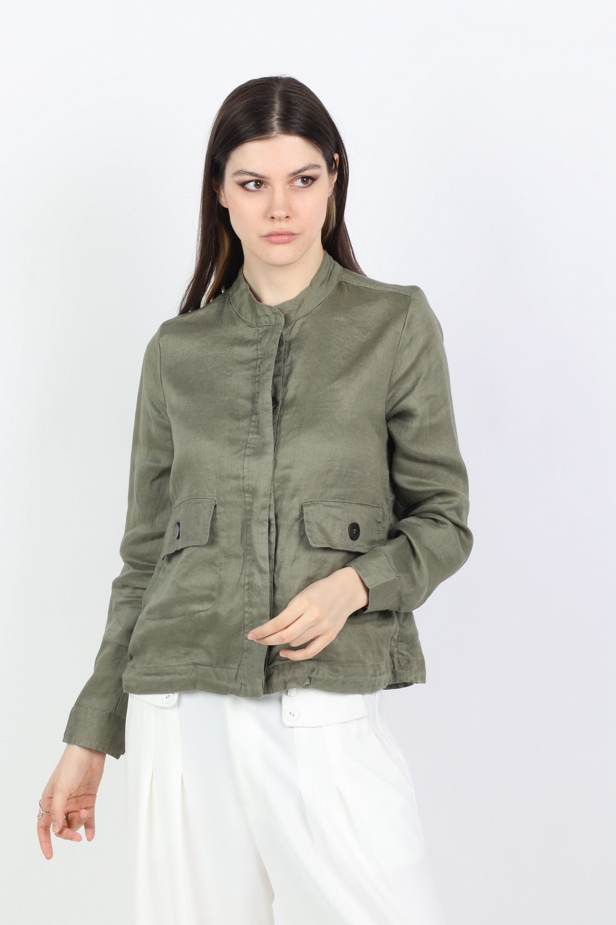 داليدرس جاكيت قصير بجيوب أمامية كم طويل نسائي