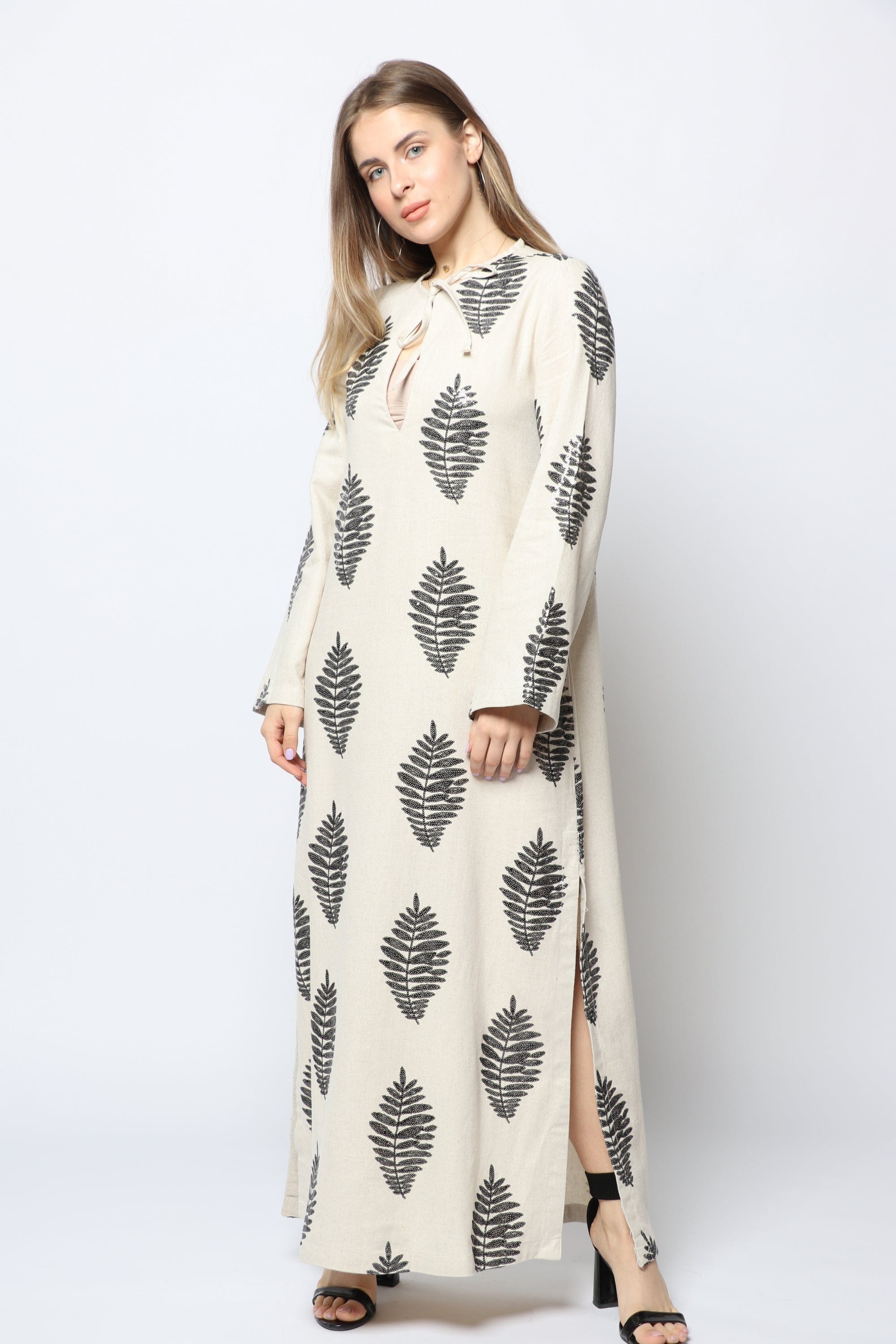 داليدرس قفطان مشجرة كم طويل بفتحتين جانبيتين نسائي بيج/أسود