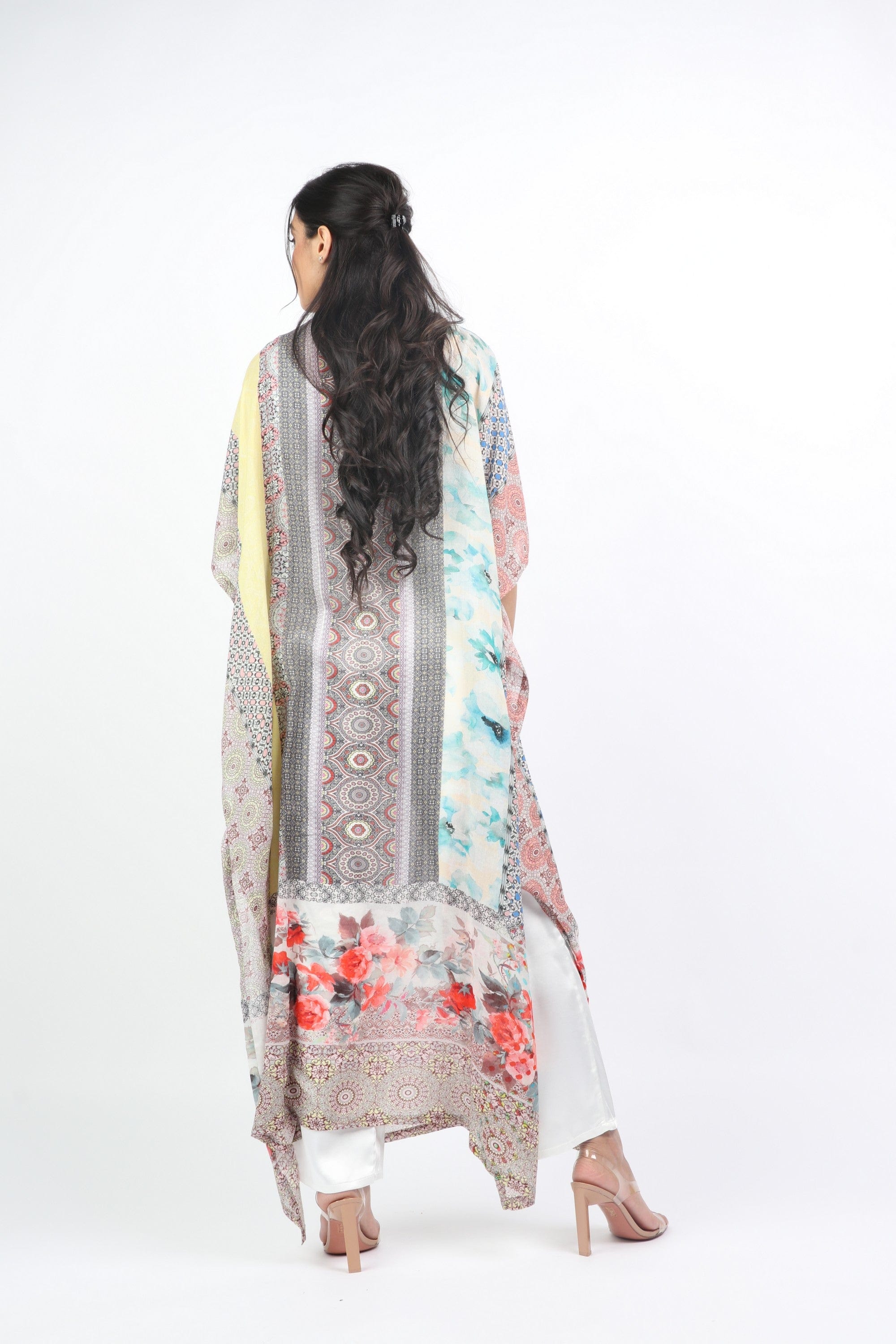 داليدرس فستان عباية طويل منقوش كم قصير واسع متعدد الألوان