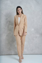 داليدرس بليزر حريمي بزر واحد فقط من الأمام رملي