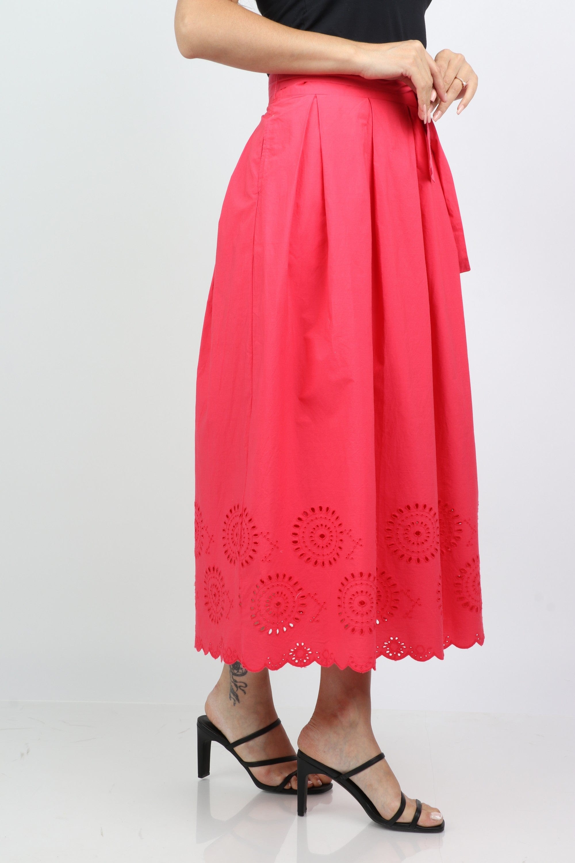 داليدرس تنورة سادة بقصة من الأسفل برباط من الخصر