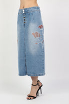 داليدرس تنورة ميدي جينز منقوش بأزرار أمامية نسائية أزرق فاتح