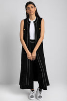 داليدرس فيست طويل محبوك سادة بلا أكمام أسود/أبيض