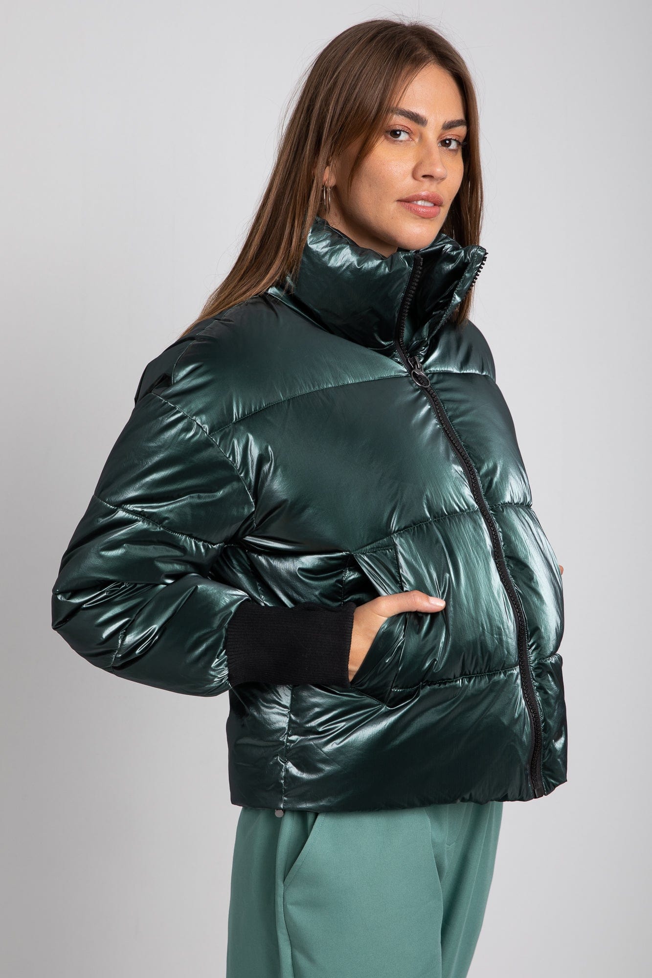 داليدرس جاكيت بمب لامع قصير كم طويل نسائي أخضر