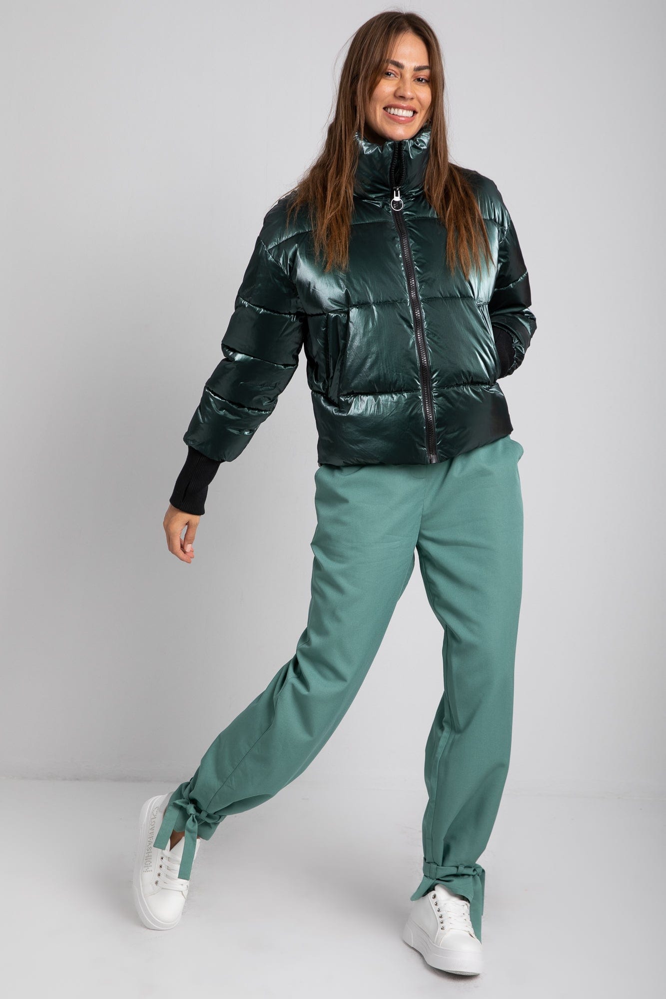 داليدرس جاكيت بمب لامع قصير كم طويل نسائي أخضر