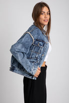 داليدرس جاكيت قصير أوفر سايز جينز كم طويل نسائي أزرق