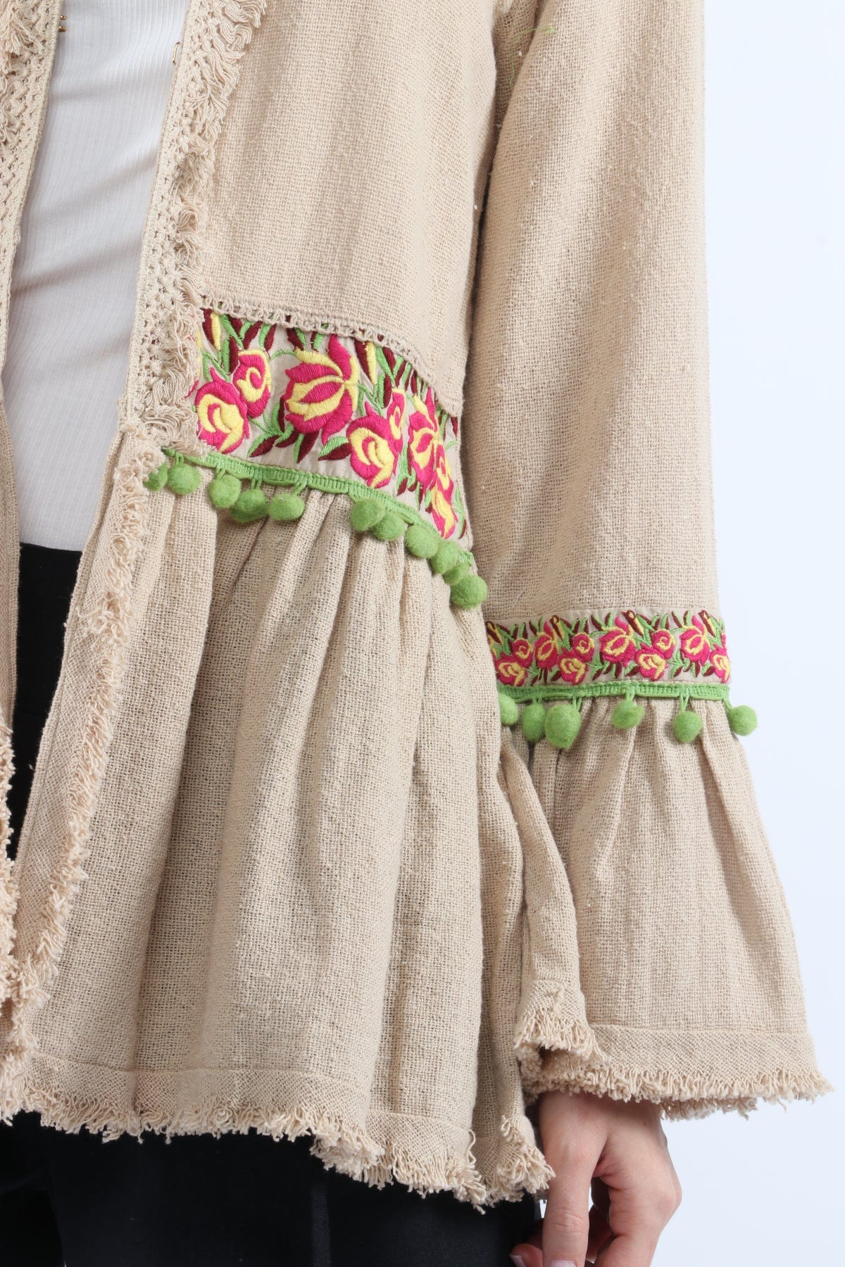 داليدرس كارديجان سادة مزين بالخيوط كم طويل نسائي بيج