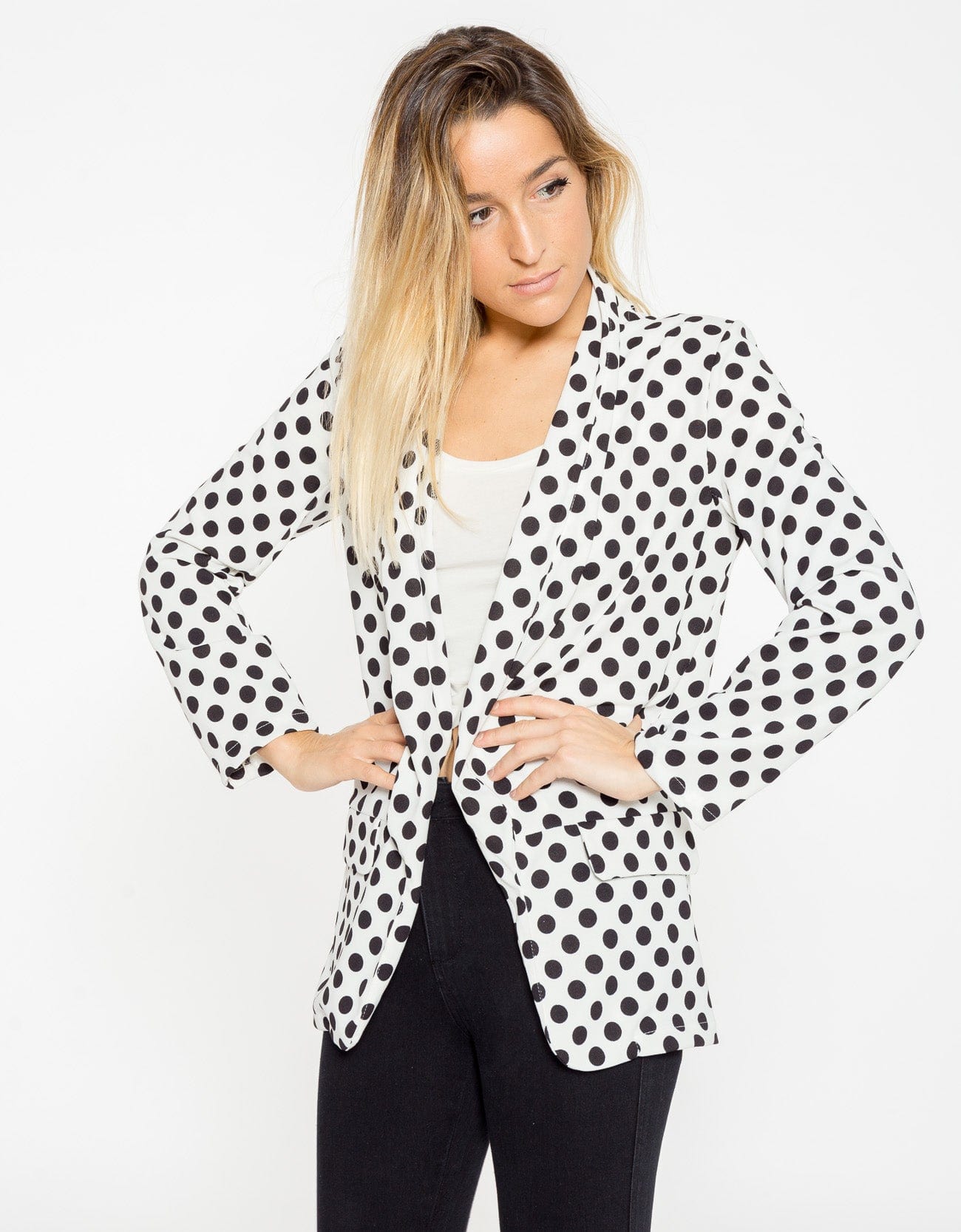 شانا جاكيت منقط بأكمام طويلة نسائي أبيض