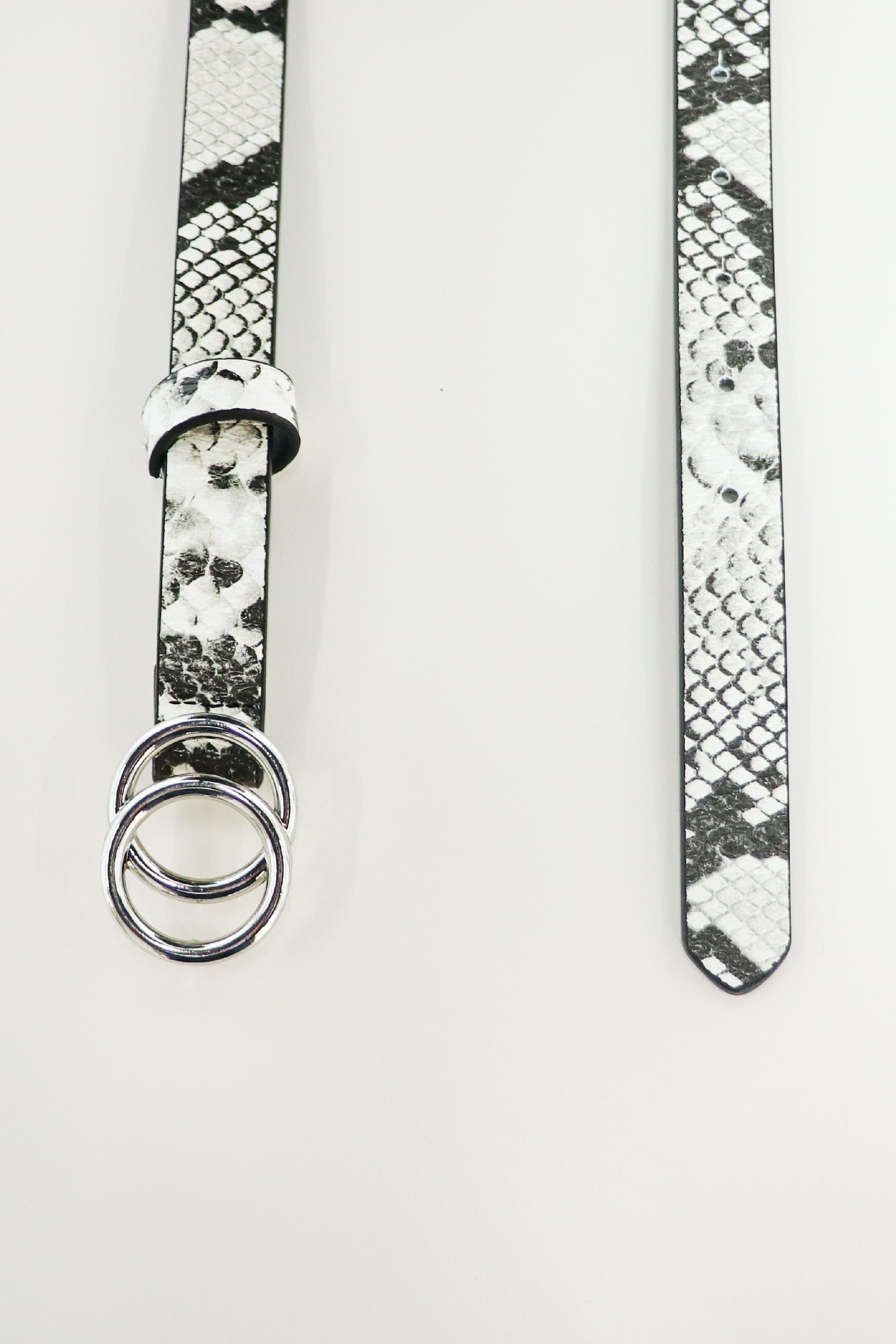 كيتشن حزام جلد ثعبان رفيع نسائي أبيض