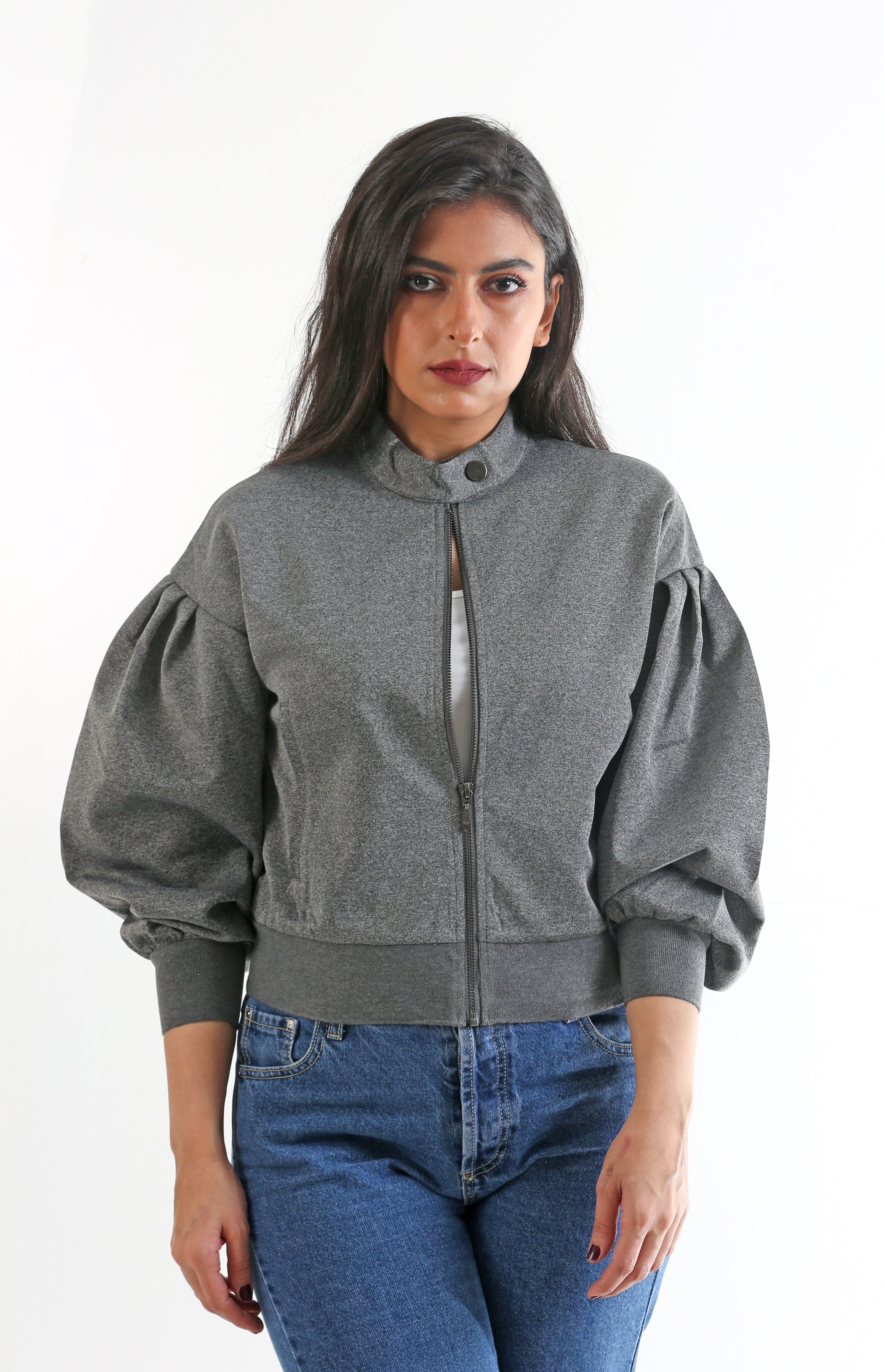 نتشي سترة سادة بسحاب بأكمام طويلة بف