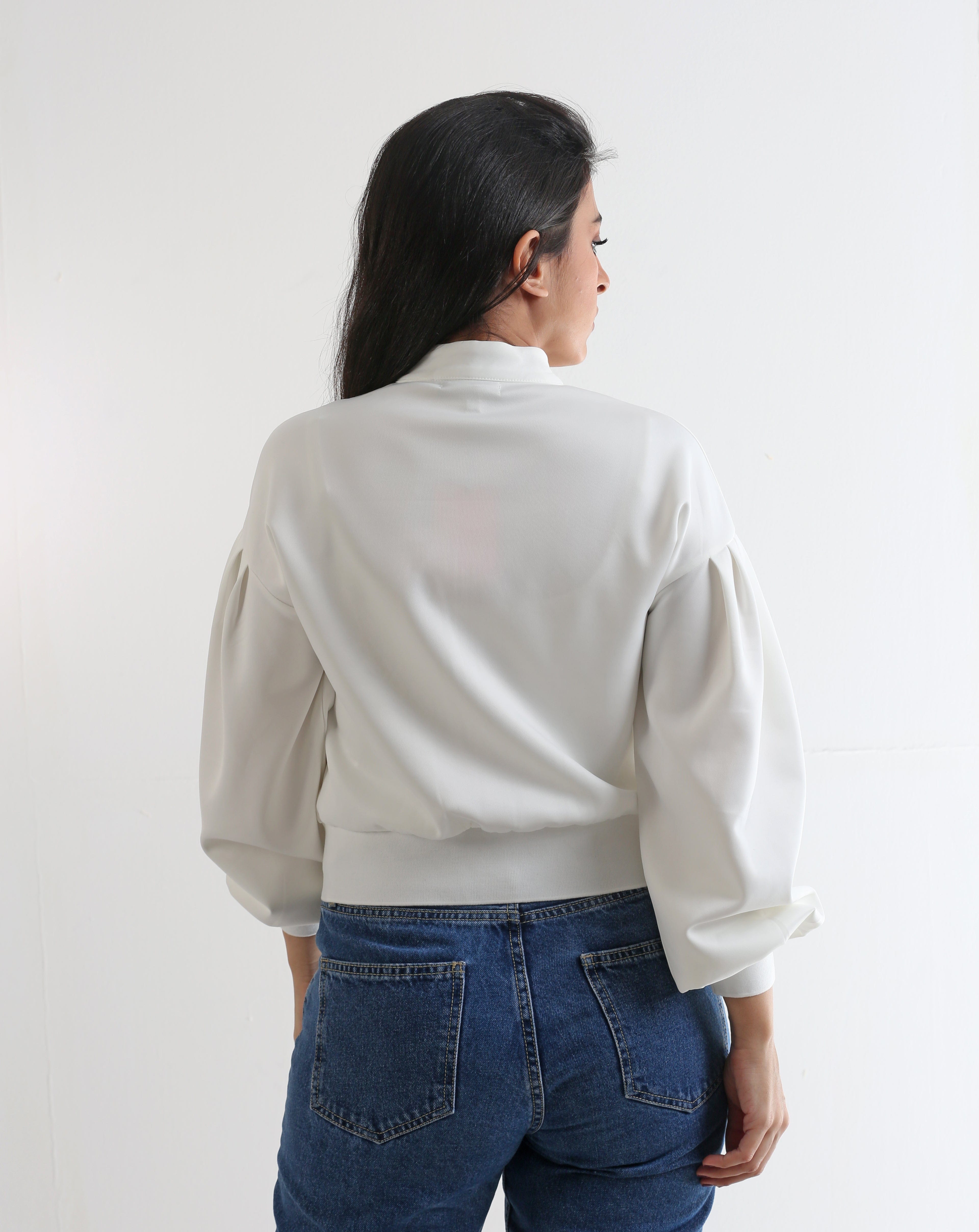 سترة سادة بسحاب بأكمام طويلة بف