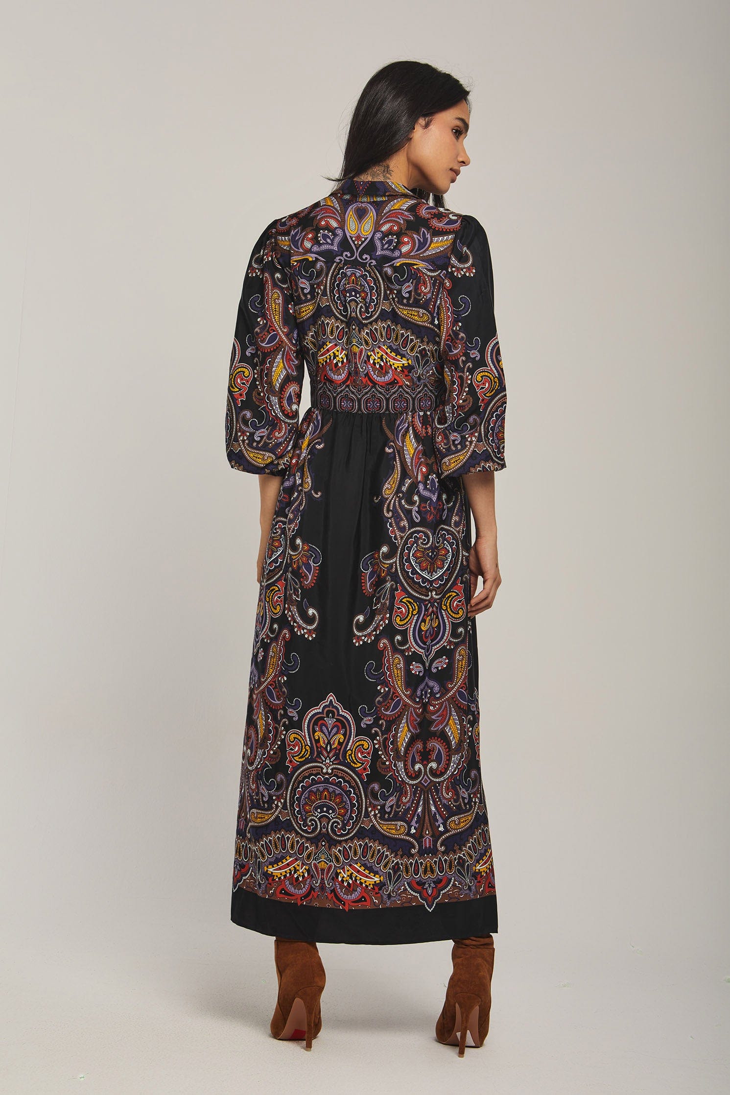 داليدرس فستان نسائي منقوش كم طويل مخصر متعدد الألوان