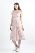 كيتشن فستان ميدي كم قصير مزهر مزموم من الخصر