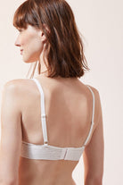 اتام برا دانتيل مبطن بحمالات قابلة للتعديل ومشبك من الخلف أصفر