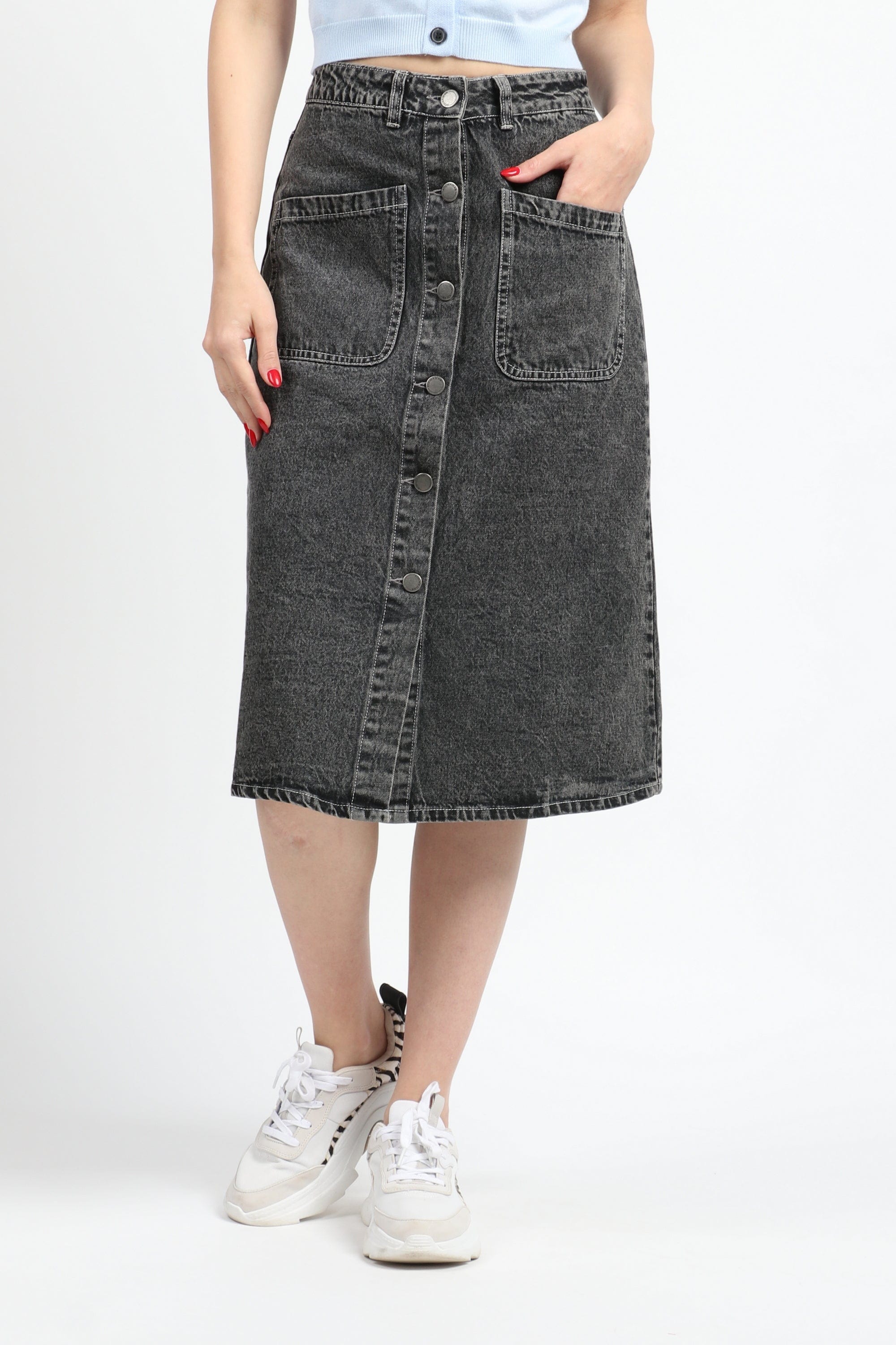 كيتشن تنورة ميدي جينز بجيوب أمامية وأزرار