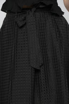 كيتشن تنورة ميدي واسعة مخرمة مبطنة