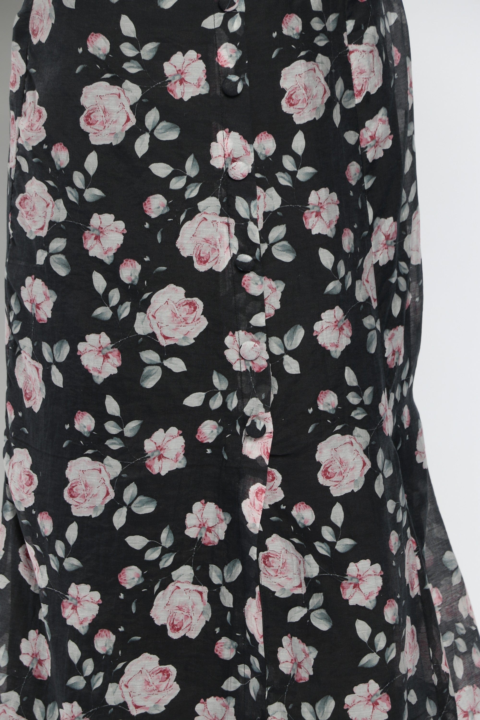 كيتشن جيبة ميدي موردة شيفون مكشكشة من أسفل