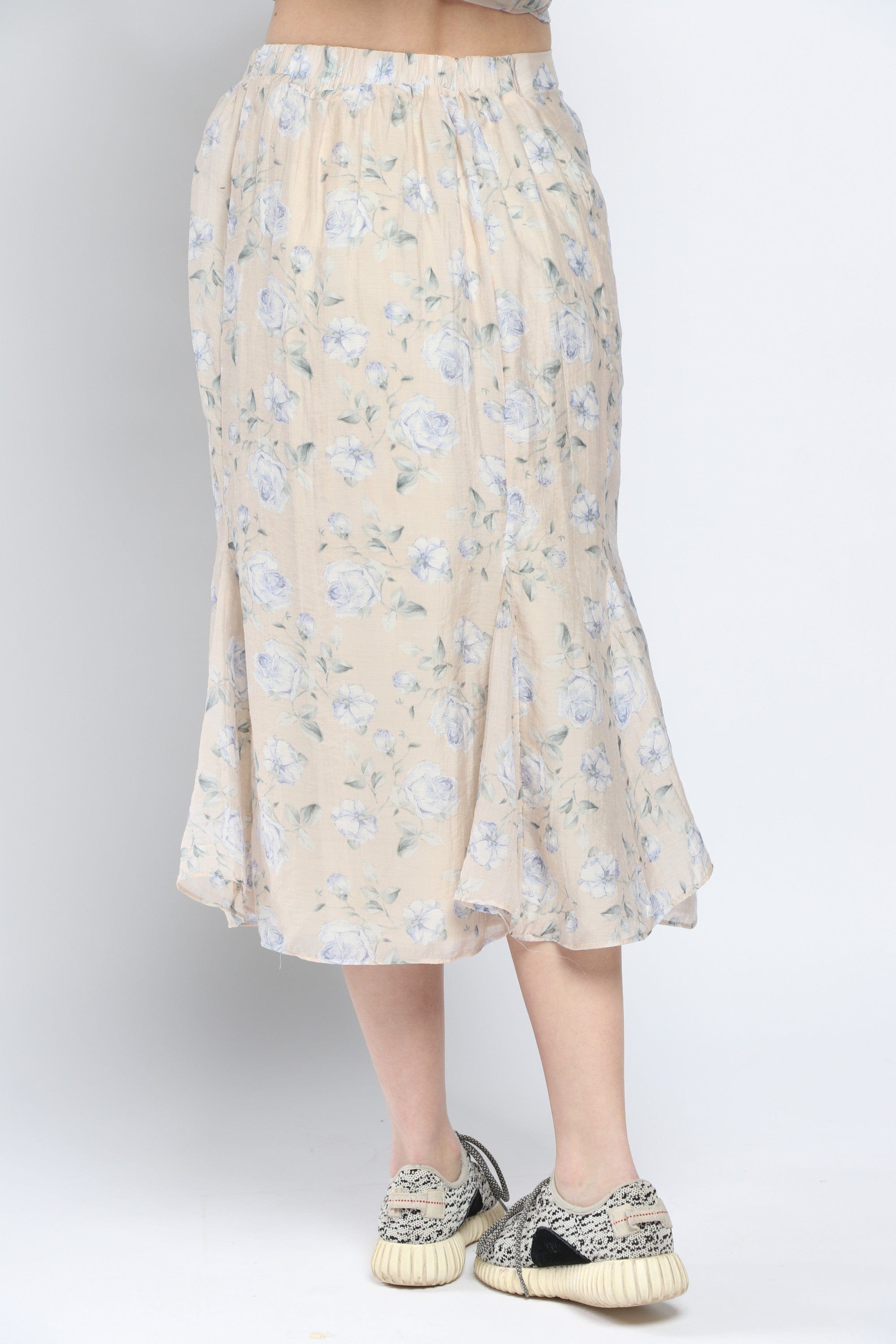 كيتشن جيبة ميدي موردة شيفون مكشكشة من أسفل